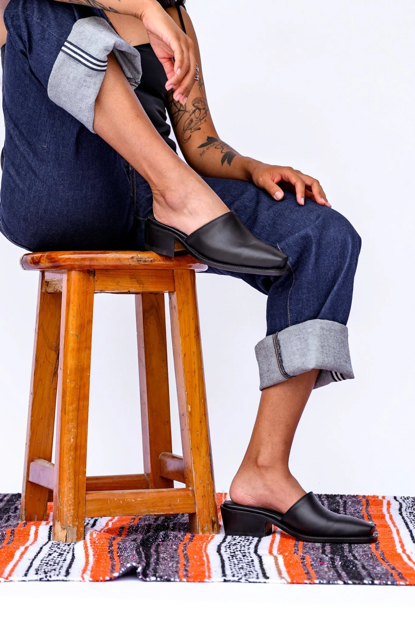 Alma Mule Black