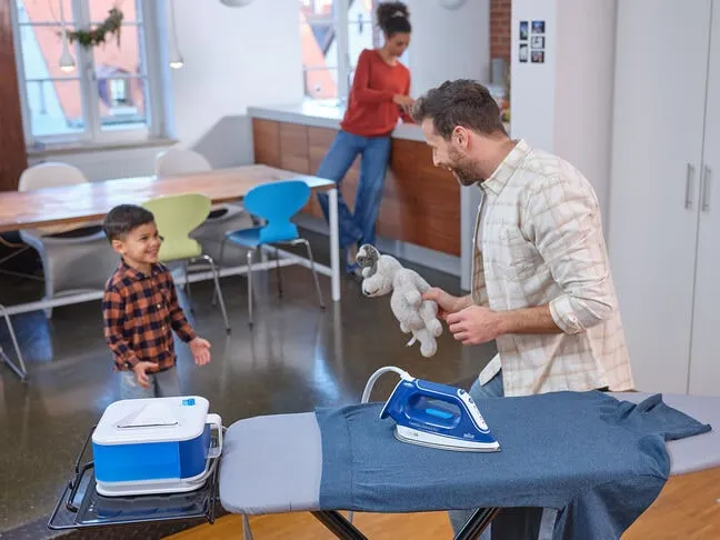 CareStyle Compact Pro Steam generator iron IS2565 Blue