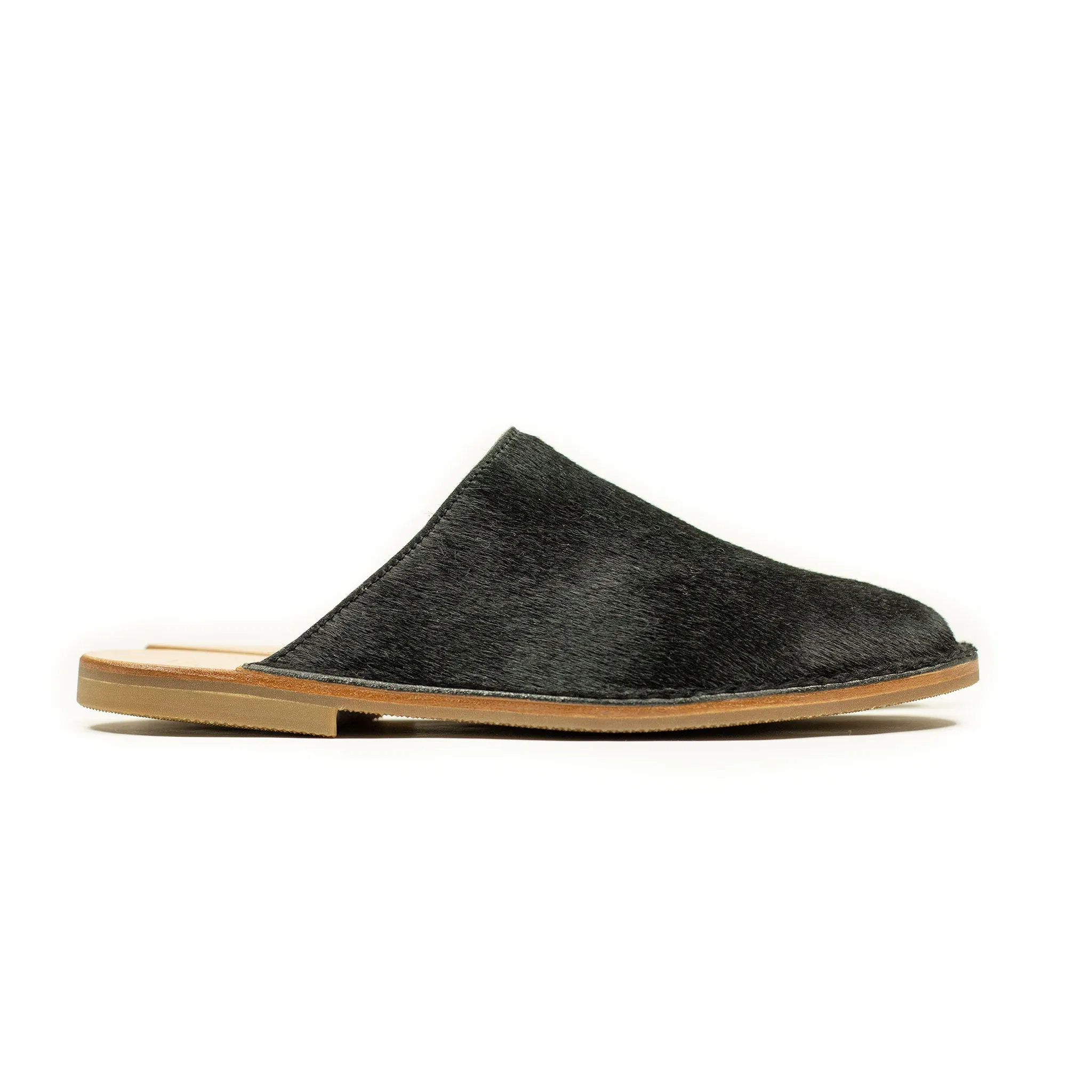 Exclusive mules in black hair-on calf