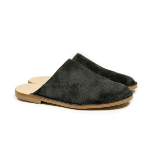 Exclusive mules in black hair-on calf