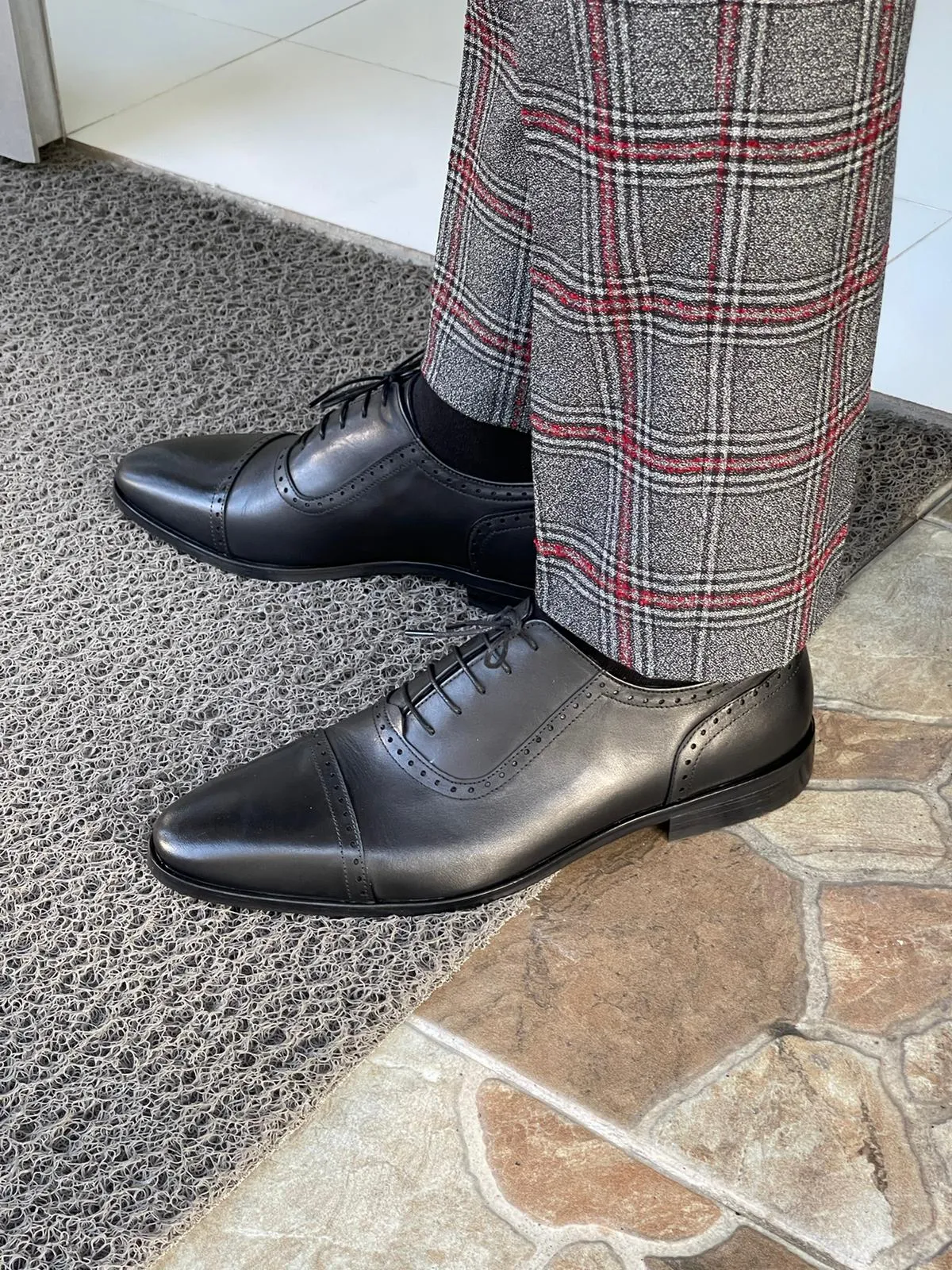 James Special Edition Neolite Lace Up Black Leather Shoes