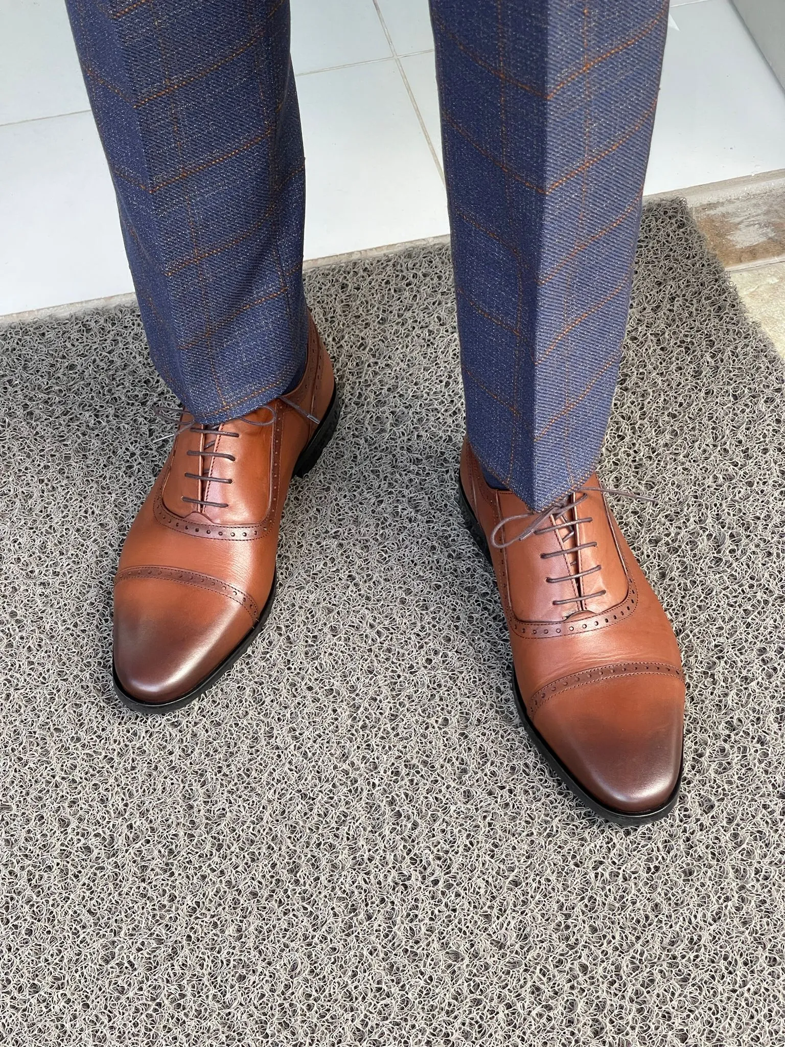 Lincoln Tan Classic Shoes