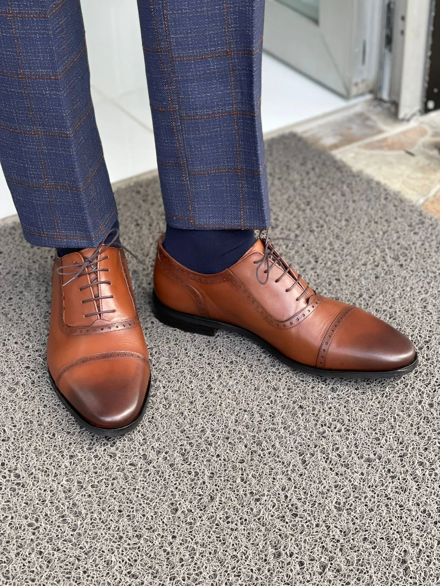 Lincoln Tan Classic Shoes