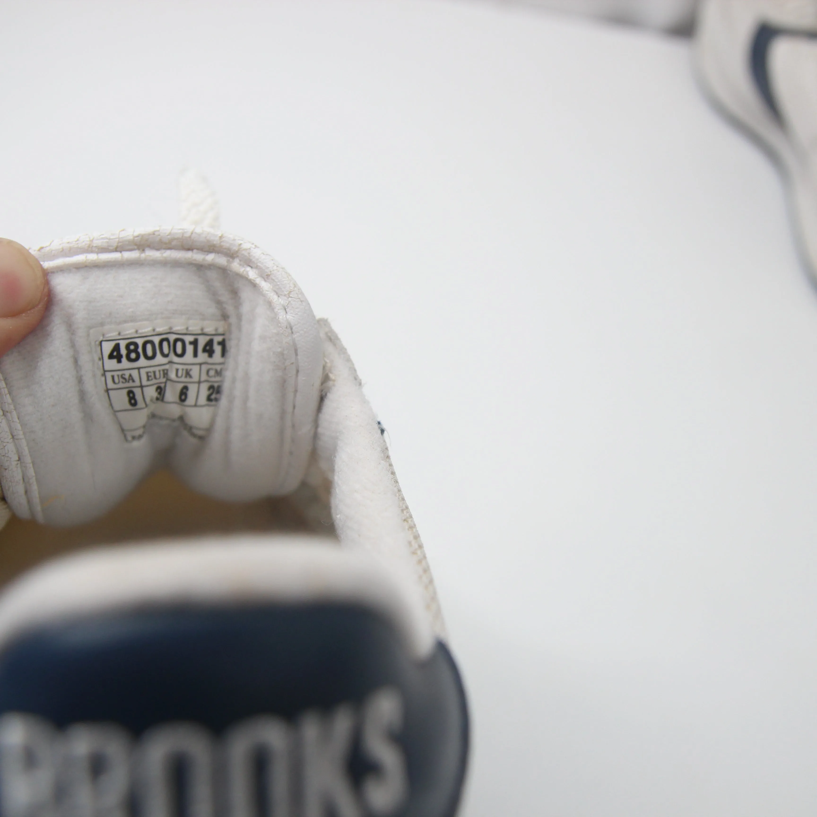 Vintage Brooks Athletic Sneakers - 8